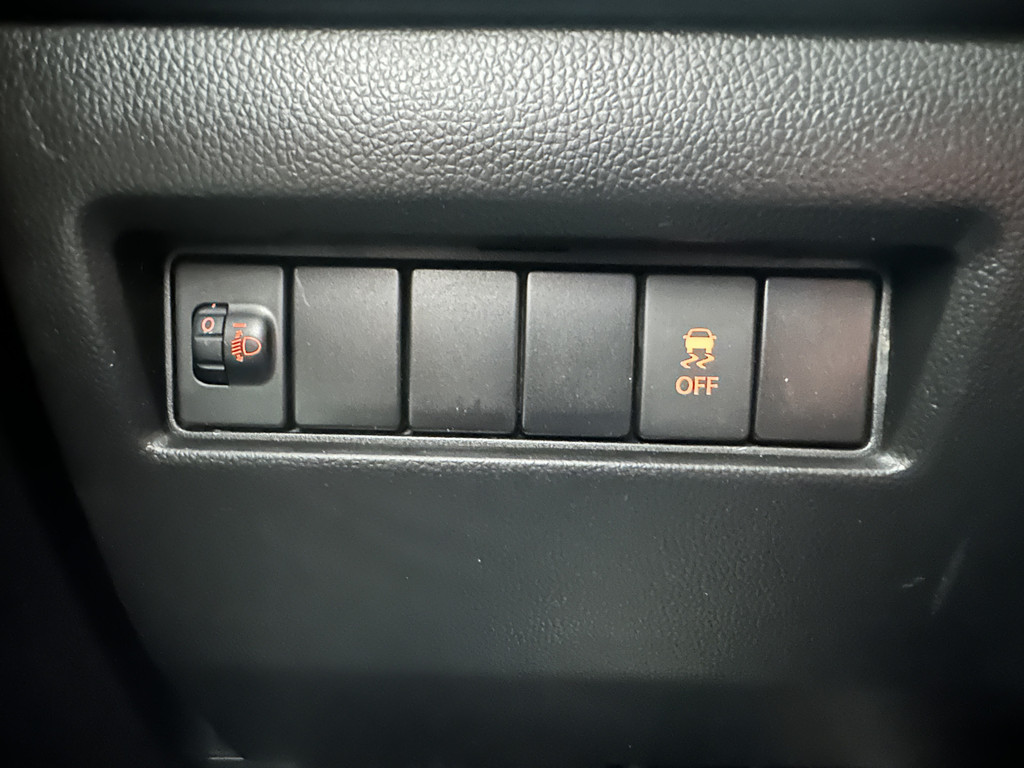 33825743-28.jpg