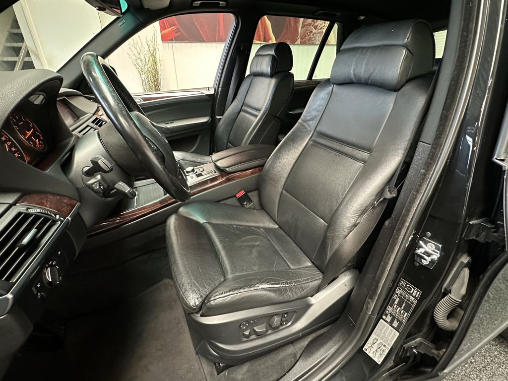 43181640-14.jpg