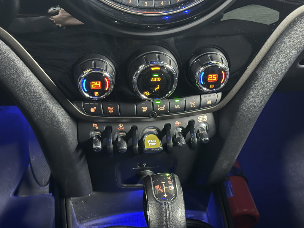 43595028-28.jpg