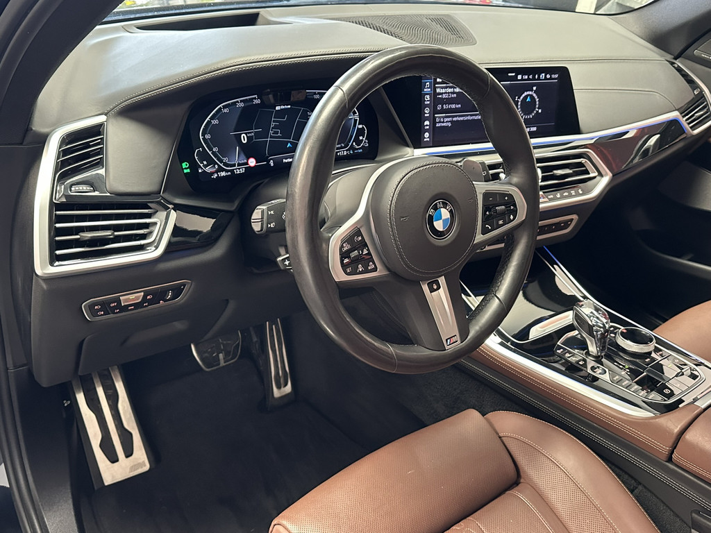 43790729-10.jpg
