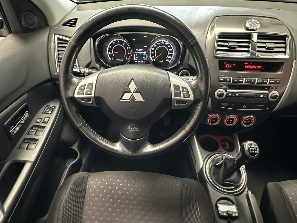 44403998-11.jpg