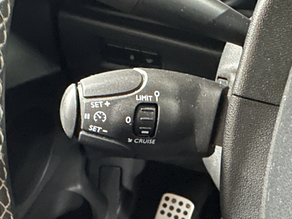 44421828-32.jpg