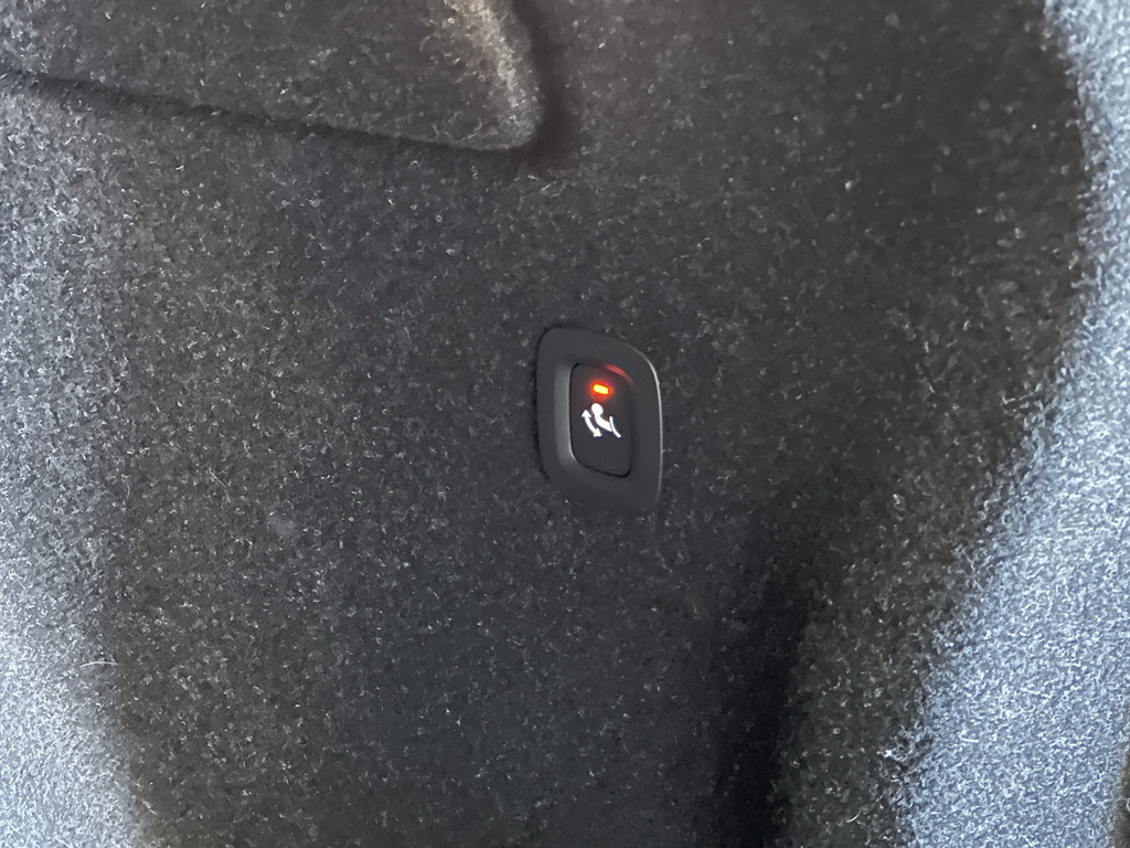45589387-49.jpg